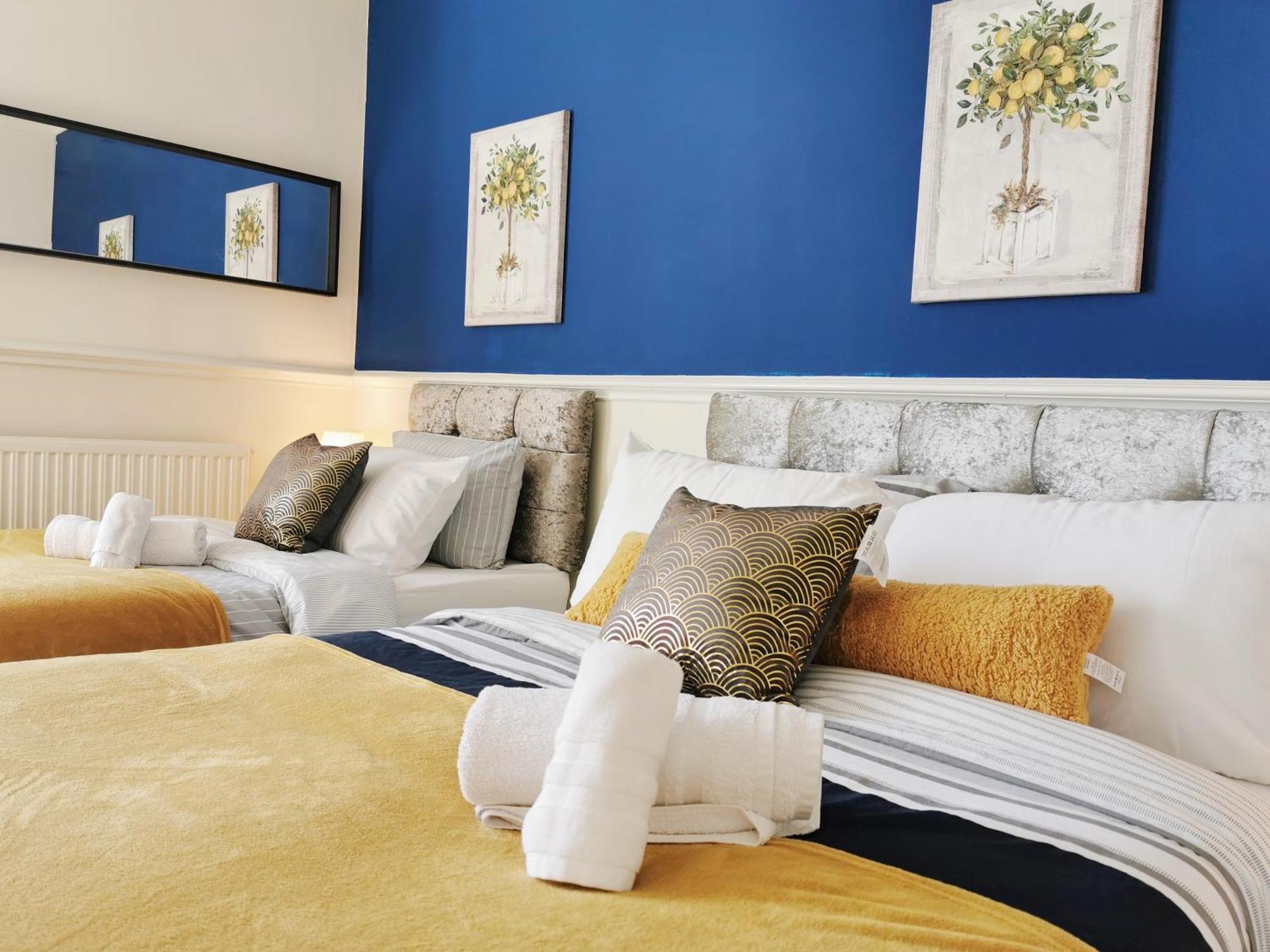 Summer Lane House-3 Bedrooms-Close To M1-Longer Stay-Free Parking Барнсли Экстерьер фото
